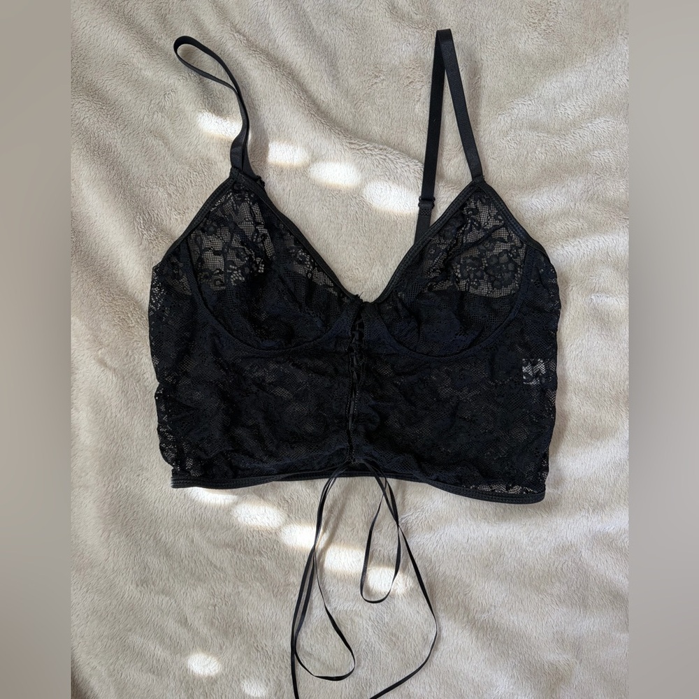 Lace Bralette Crop Top - Black